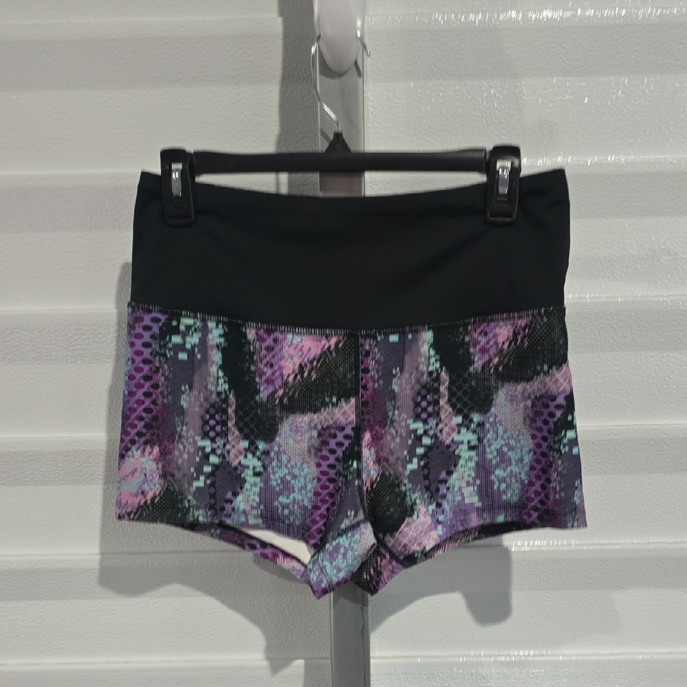Loco Skailz High-Waist Purple Patterned Bike Shorts with Black‎ Waistband Large
